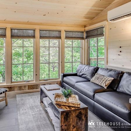 The Blackjack Oak In Treehouse Grove At Norton Creek Gatlinburg Esterno foto